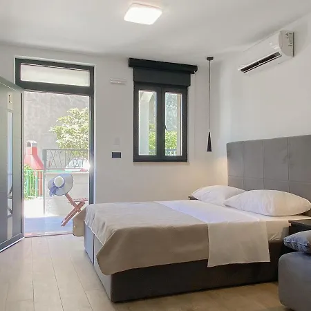 Διαμέρισμα Lory 2, Centrum,brand New,wi-fi,100m From *