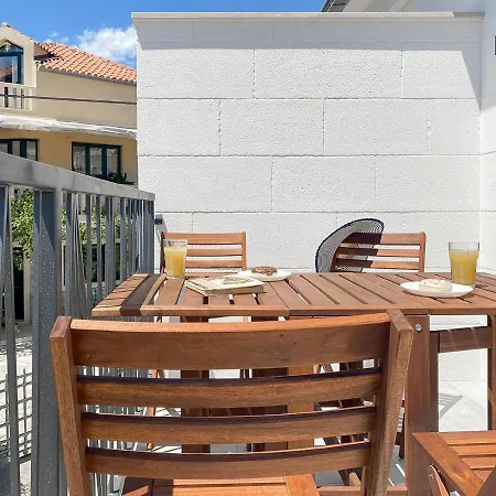 Apartment Lory 2, Centrum,brand New,wi-fi,100m From *